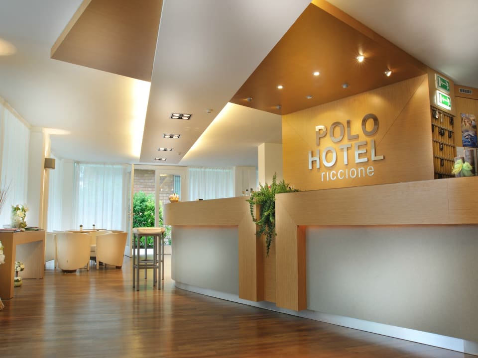 Lobby Hotel Polo