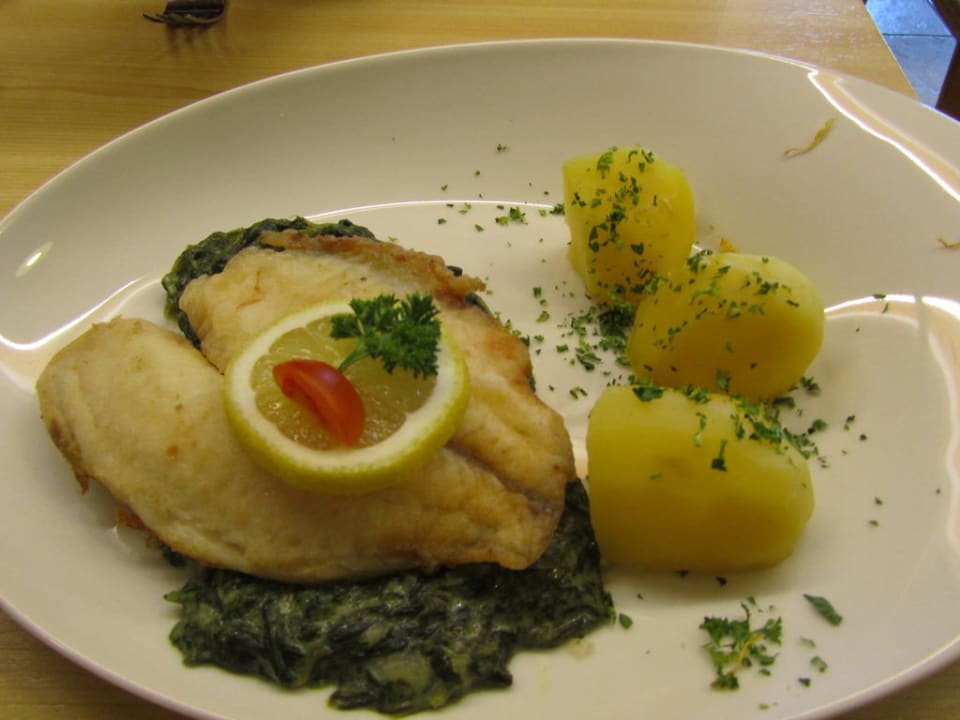 Leckerer Fisch! Gartenhotel Daxer