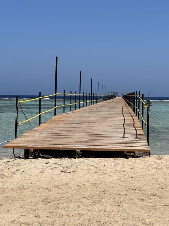 Strand MG Alexander The Great Hotel