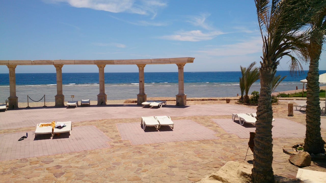 Pool Three Corners Equinox Beach Resort