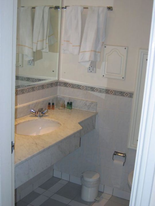 Badezimmer Hotel Tara Towers