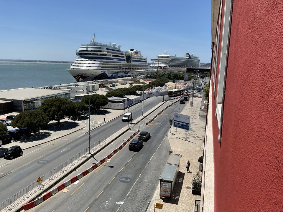 Ausblick The Editory Riverside Hotel, an Historic Hotel