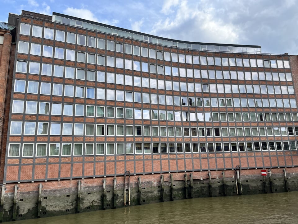 Außenansicht AMERON Hamburg Hotel Speicherstadt