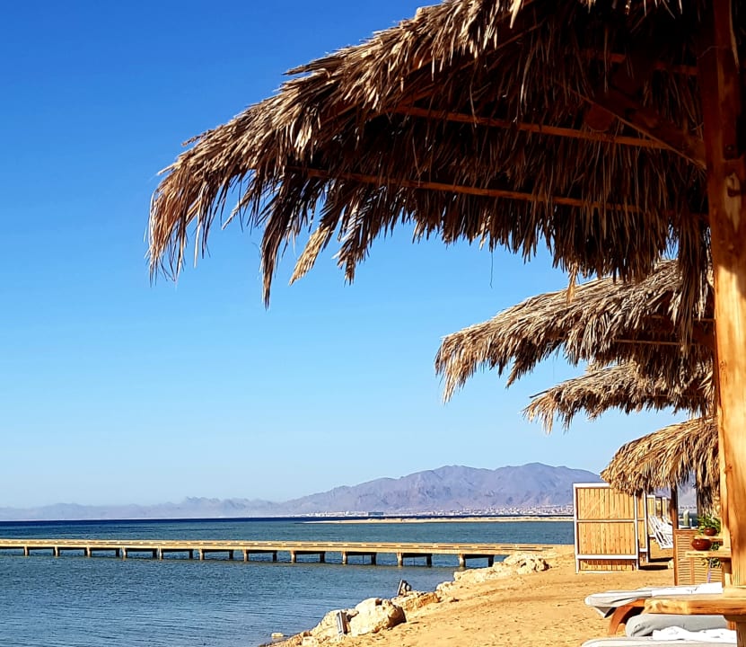 Strand The Breakers Diving & Surfing Lodge