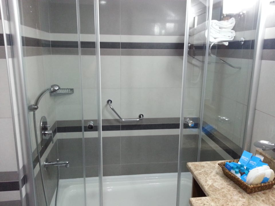 Groooße Dusche Adalya Ocean Deluxe