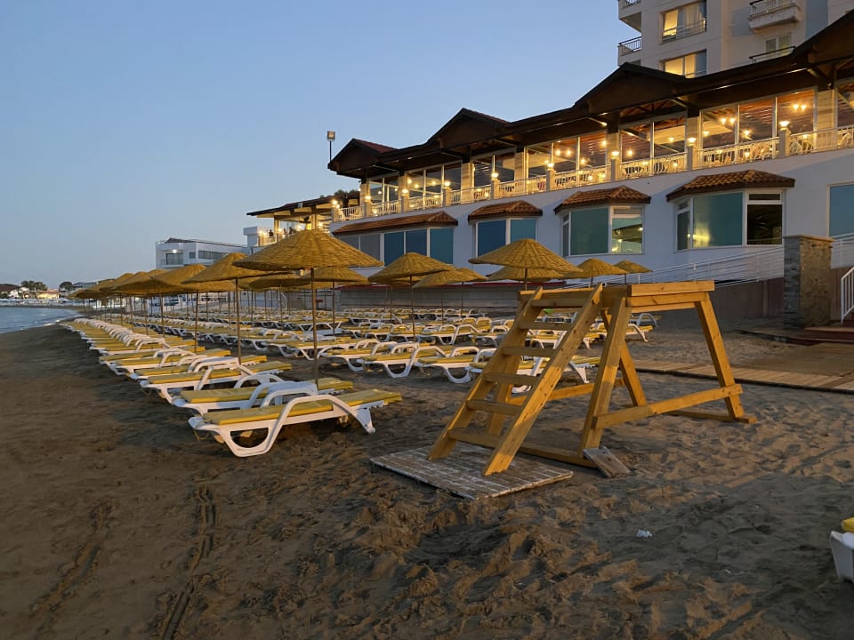 Strand Salamis Bay Conti Resort Hotel & Casino