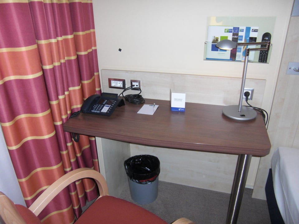 Zimmer 325 Holiday Inn Express Singen Bodensee