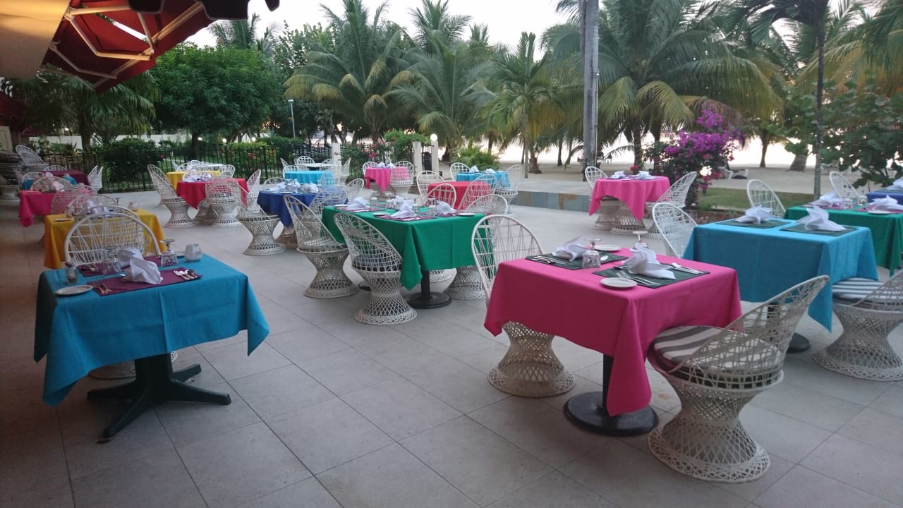 Außenansicht Charela Inn Hotel