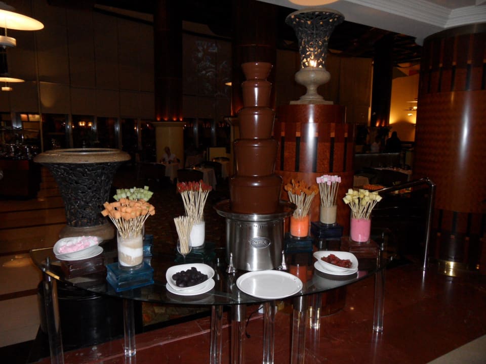 Büffet Al Raha Beach Resort & Spa