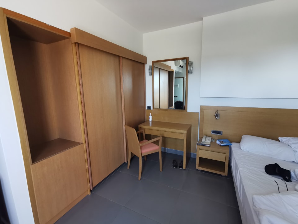 Zimmer Atlantica Marmari Palace