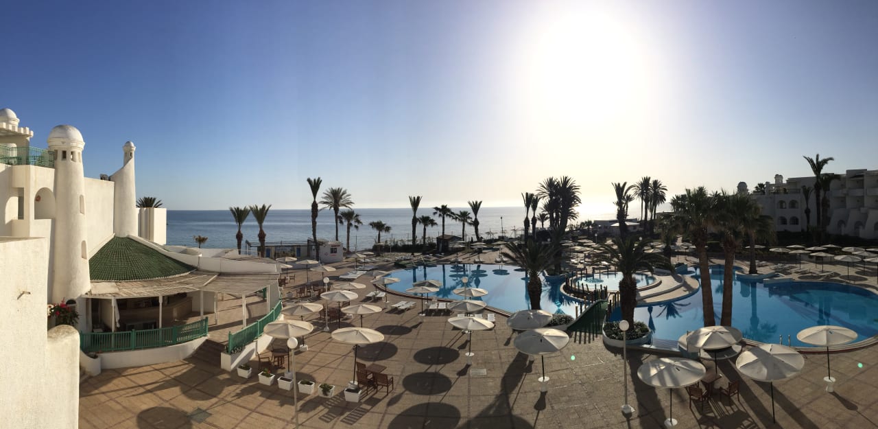 Ausblick Hotel El Mouradi Skanes Beach