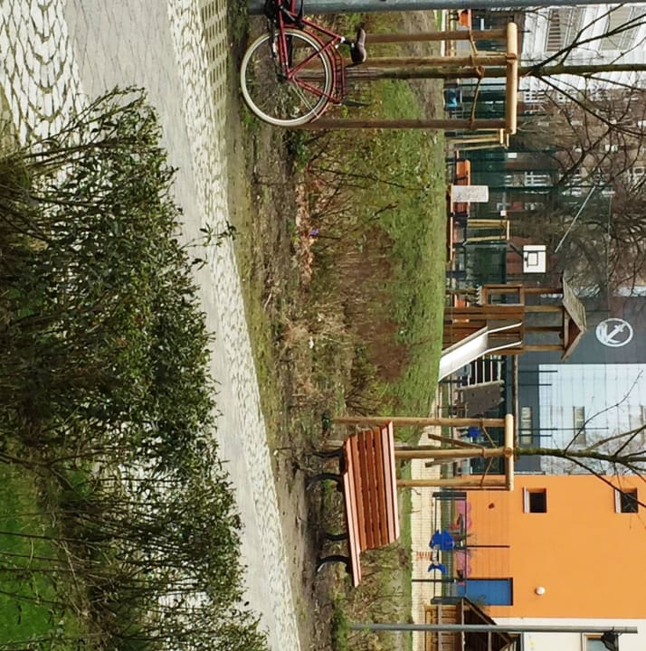 Spielplatz mondrian suites berlin Checkpoint Charlie