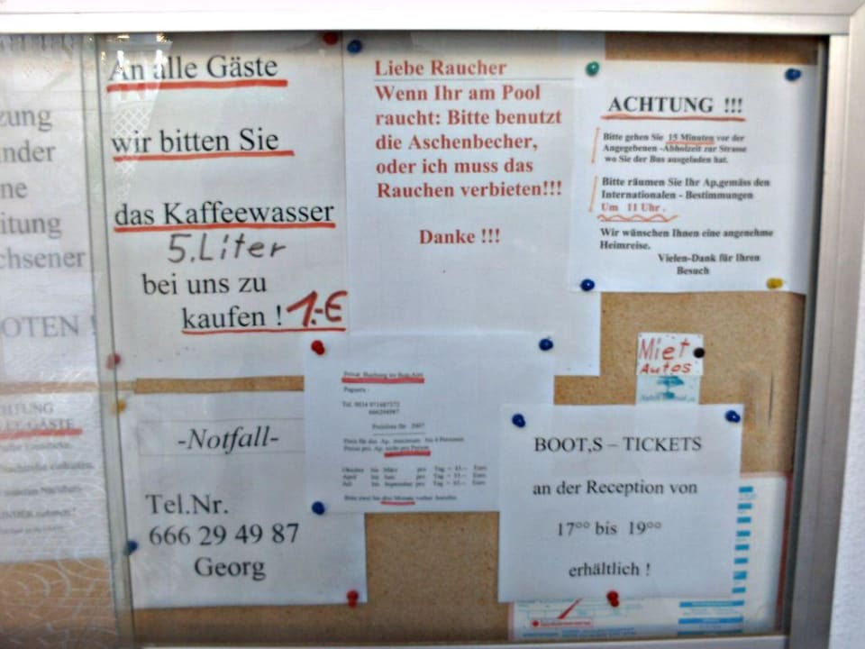 Eine Infotafel im Bon Air Hotel Bon Aire