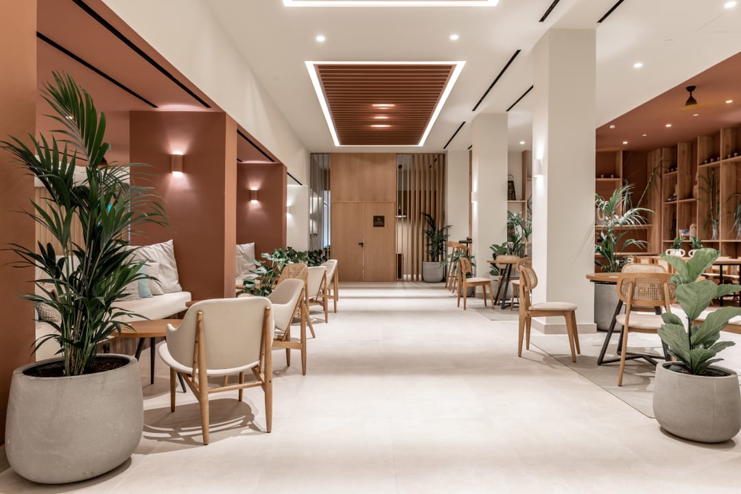 Gastro Domes Aulūs Zante, Autograph Collection