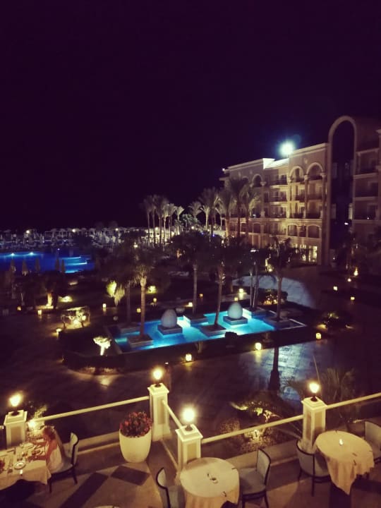 Ausblick Premier Le Reve Hotel & Spa