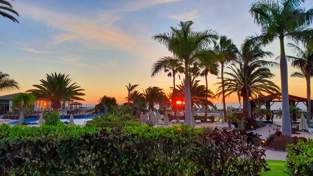 Pool R2 Pajara Beach