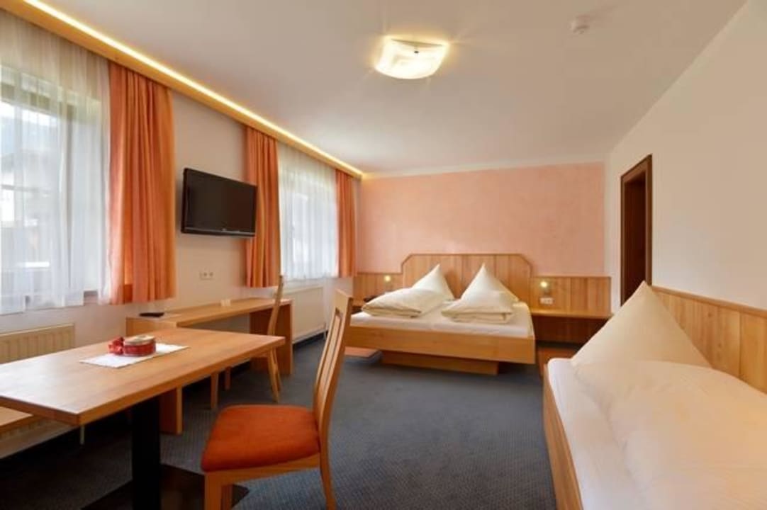 Dreibettzimmer Westen Haus Sonneck