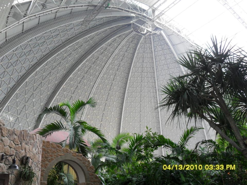 Draußen Tropical Islands Resort