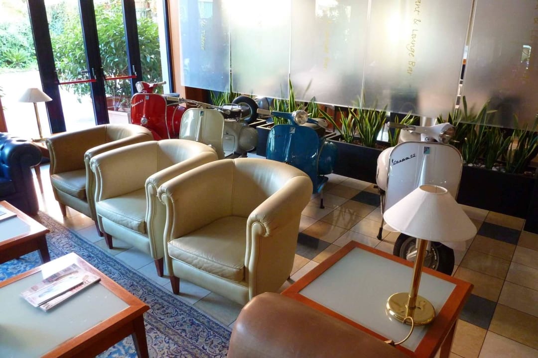 Lobby Grand Hotel Tiberio