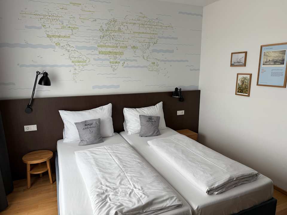 Zimmer JUFA Hotel Hamburg HafenCity