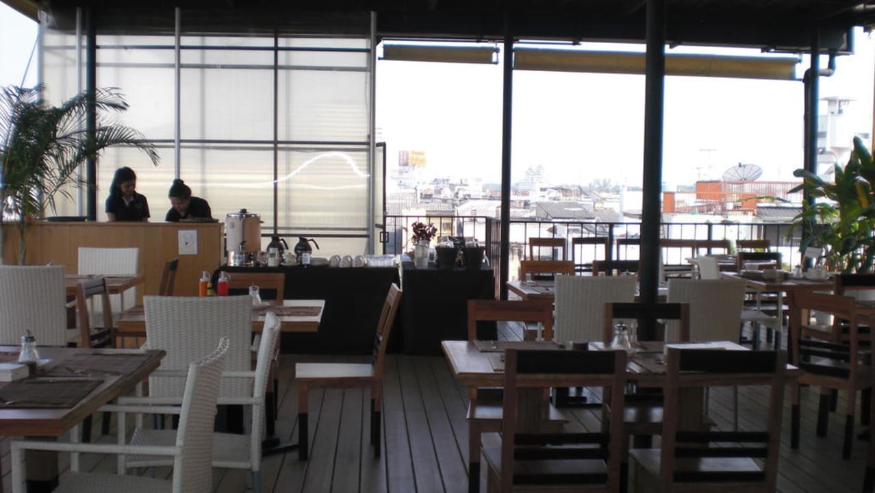 Frühstücksterrasse Hotel The Small Chiang Mai