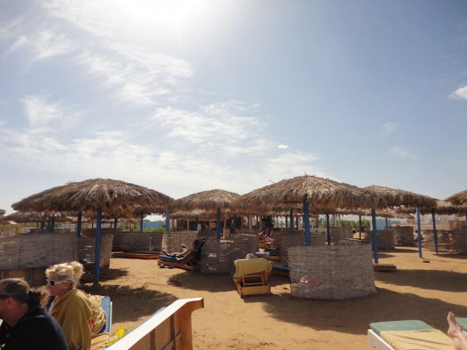 Hoteleigener Strandabschnitt Hotel Three Corners Ocean View prestige - Adults only