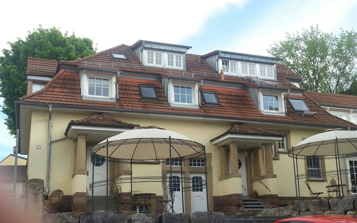 Gesamtansicht Gasthaus Loewenthor & Hotel Hahn