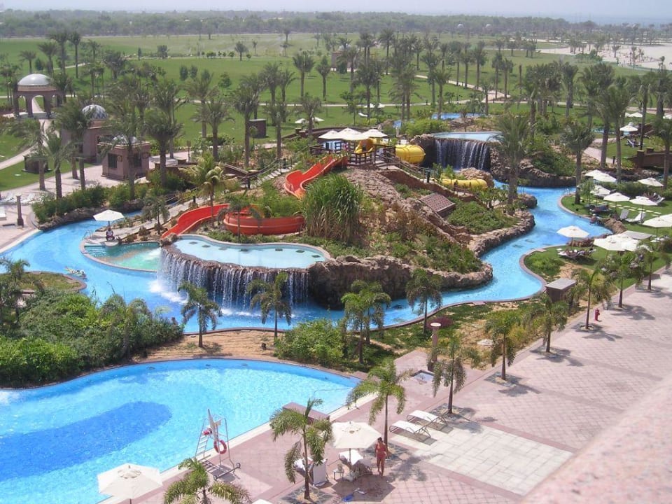 Pool Emirates Palace Mandarin Oriental