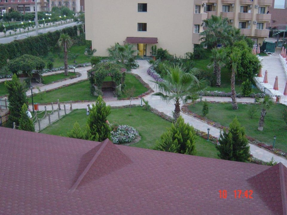 Die Gartenanlage Grand Seker Hotel