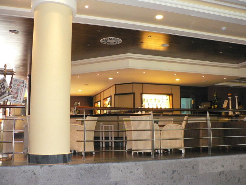 Ein Teil der Bar Gran Tacande Wellness & Relax Costa Adeje