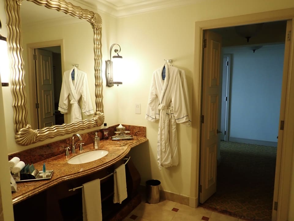Zimmer Atlantis, The Palm