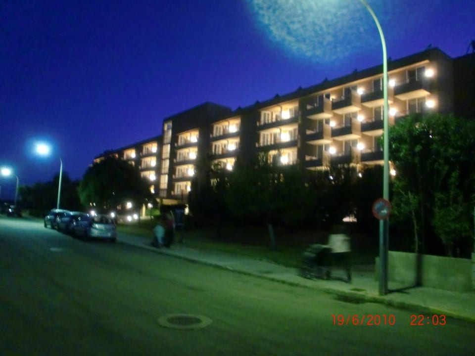 Von vorne bei Nacht Garbí Cala Millor