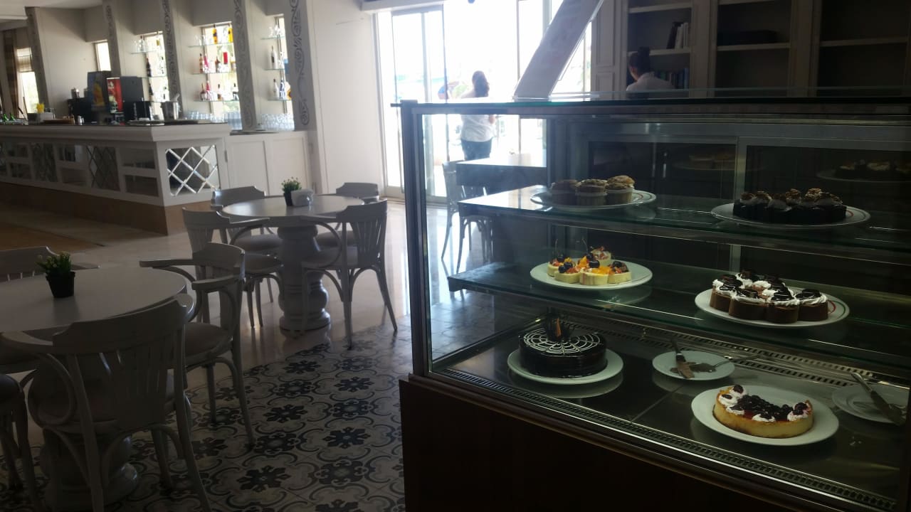 Lobby Bella Resort & Spa