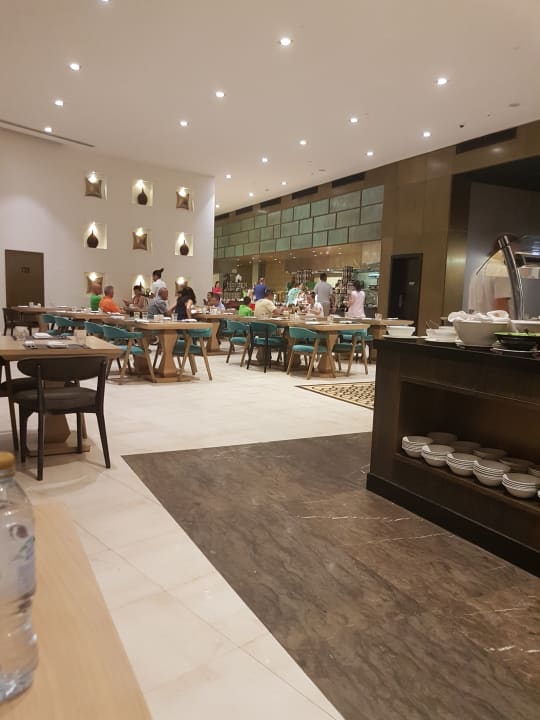 Gastro DoubleTree by Hilton Resort & Spa Marjan Island