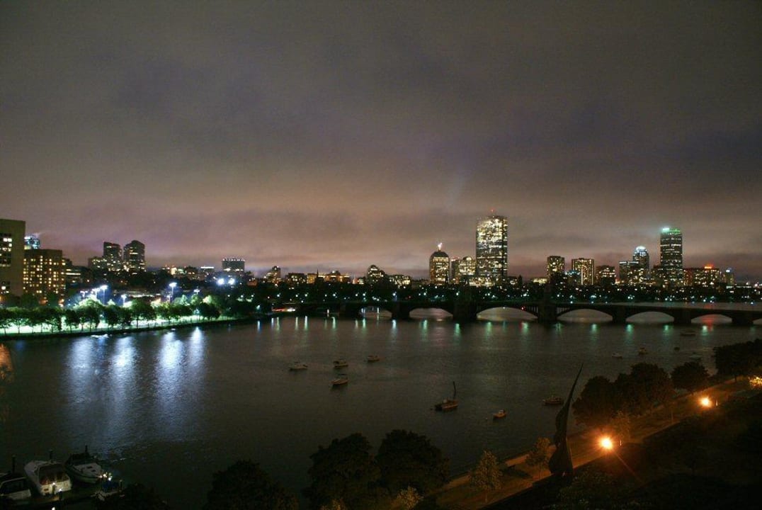 Skyline Boston nachts Hotel Royal Sonesta
