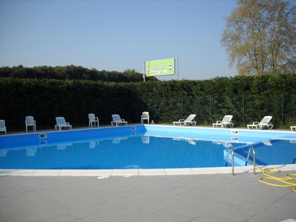 Pool Hotel Koko & Residence