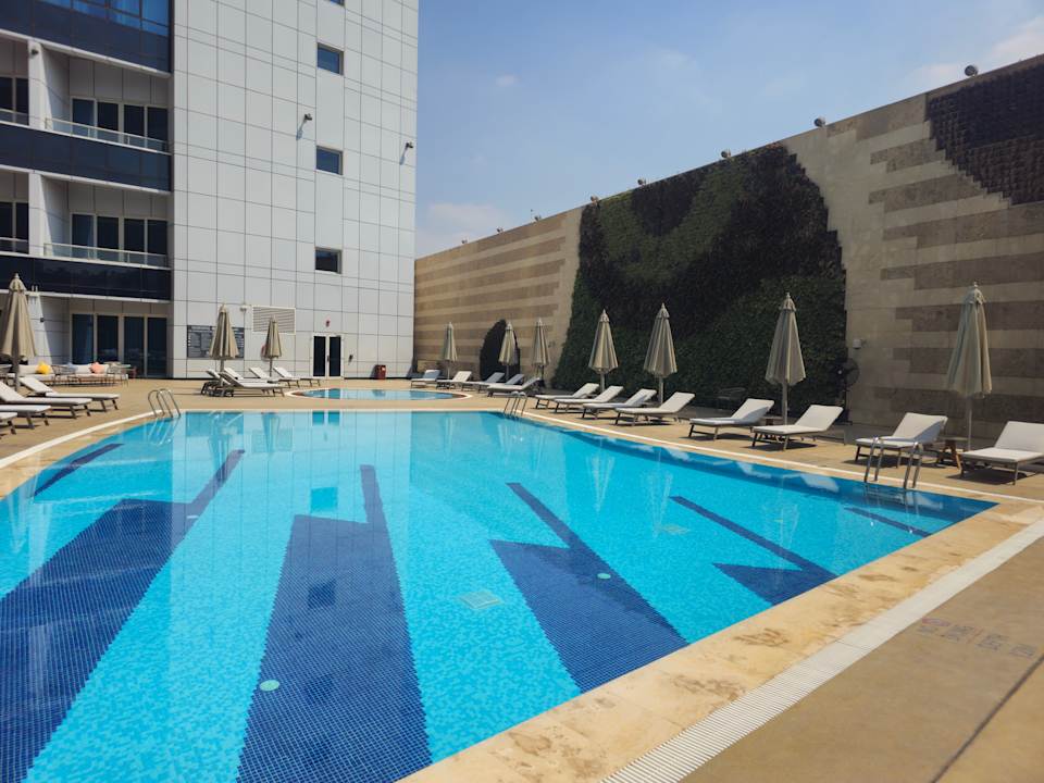 Pool Hilton Cairo Nile Maadi