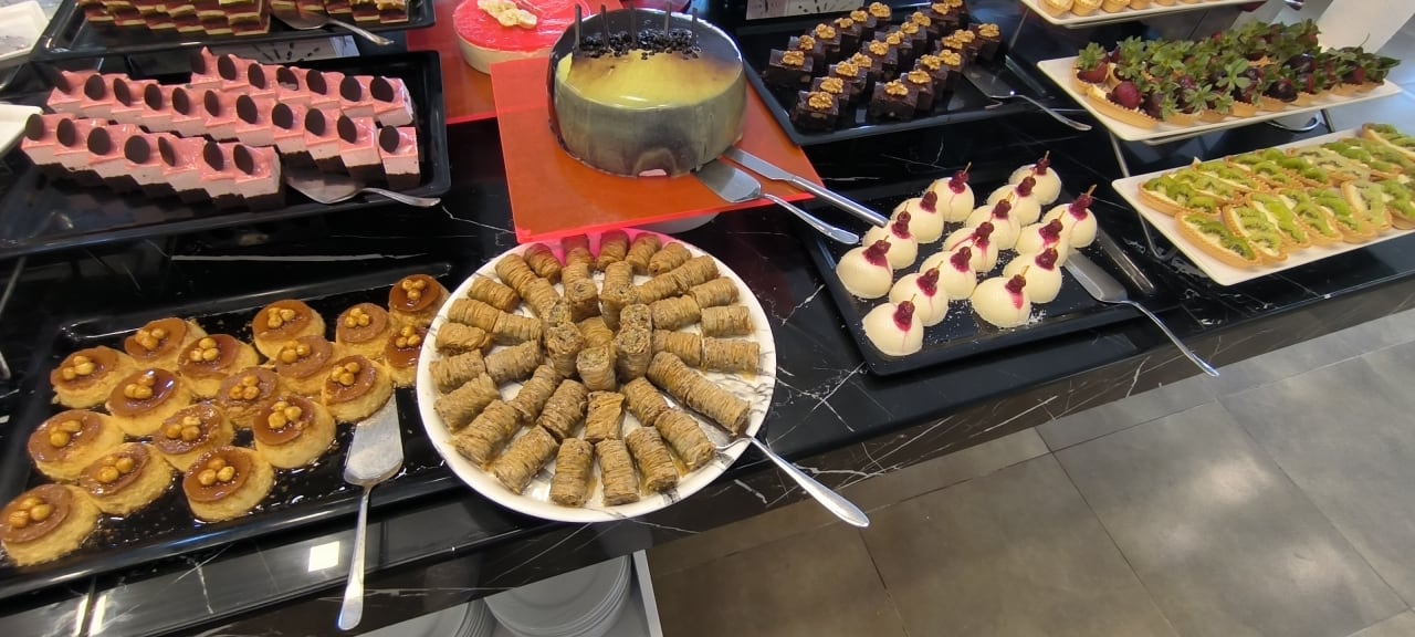 Gastro Can Garden Beach