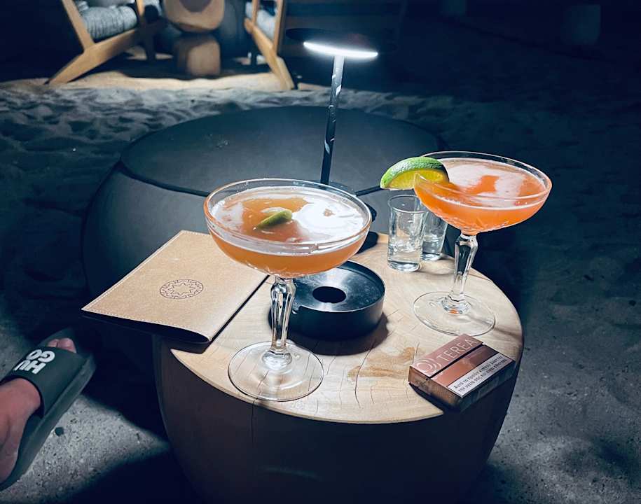 Strand Mosay All Suite Hotel