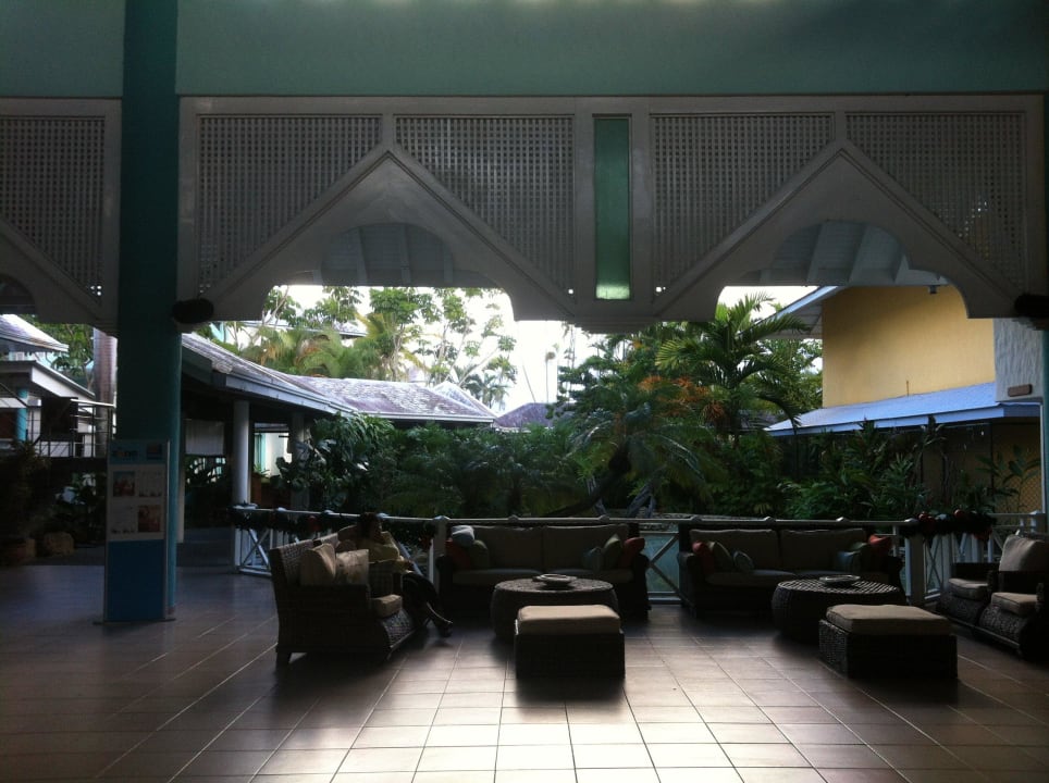 Sitzmöglichkeiten mit WLAN Empfang Grand Paradise Playa Dorada