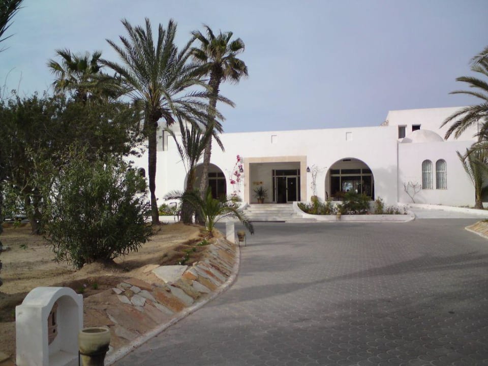 Hoteleinfahrt Hotel Meninx Djerba