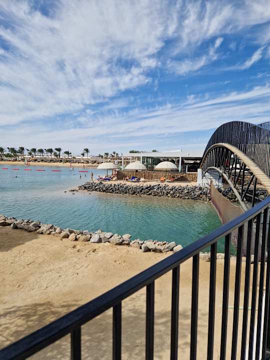 Außenansicht Desert Rose