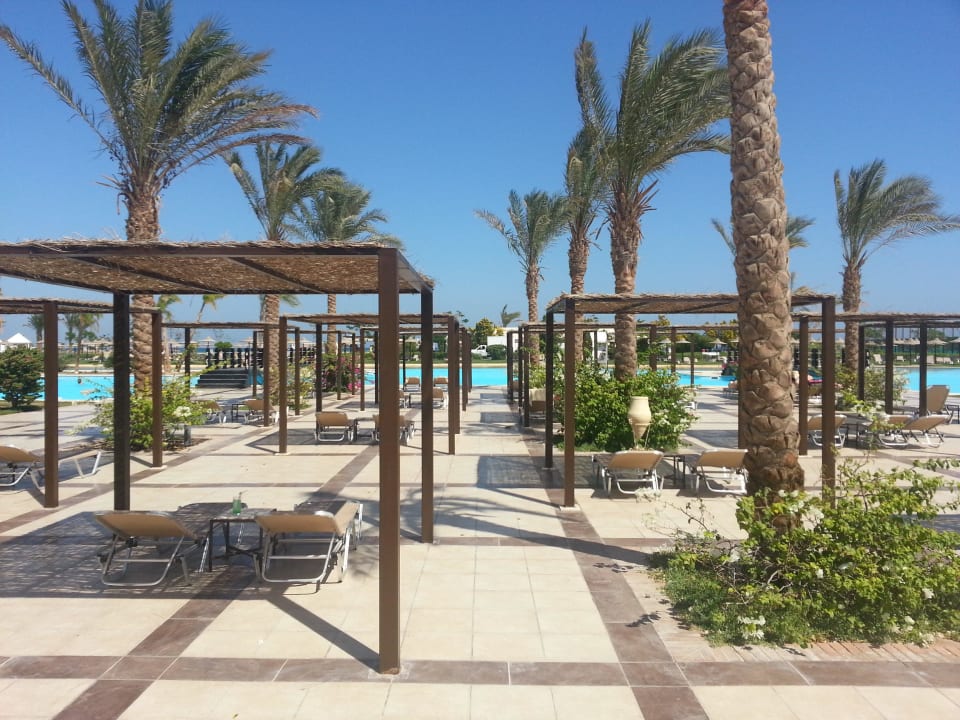 Garten und Poolanlage JAZ Aquamarine Resort