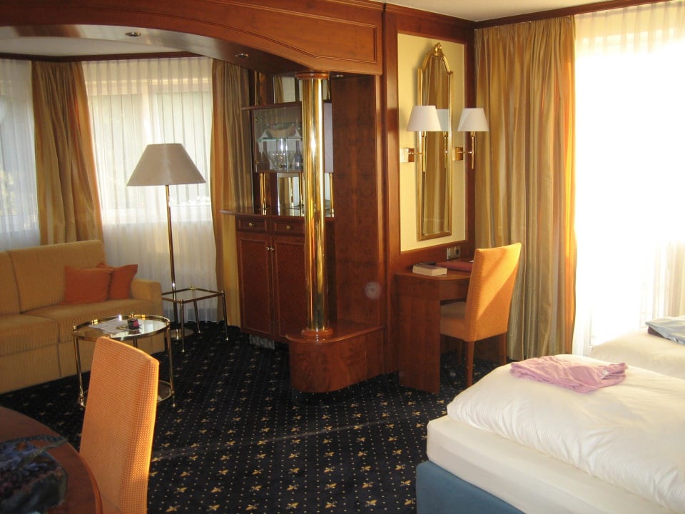 Suite Durchgang Schlafraum zum Aufenthaltsraum Sieben Welten Hotel & Spa Resort