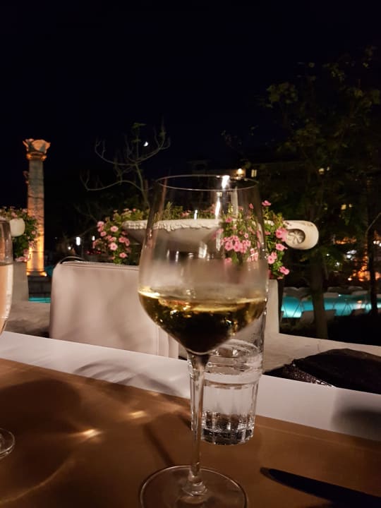 Gastro Xanadu Resort Hotel