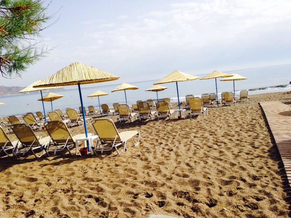 Liegen Apollonia Beach Resort & Spa