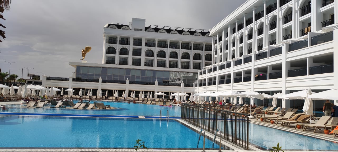 "Strand" Sunthalia Hotels & Resorts (Colakli) • HolidayCheck (Türkische ...