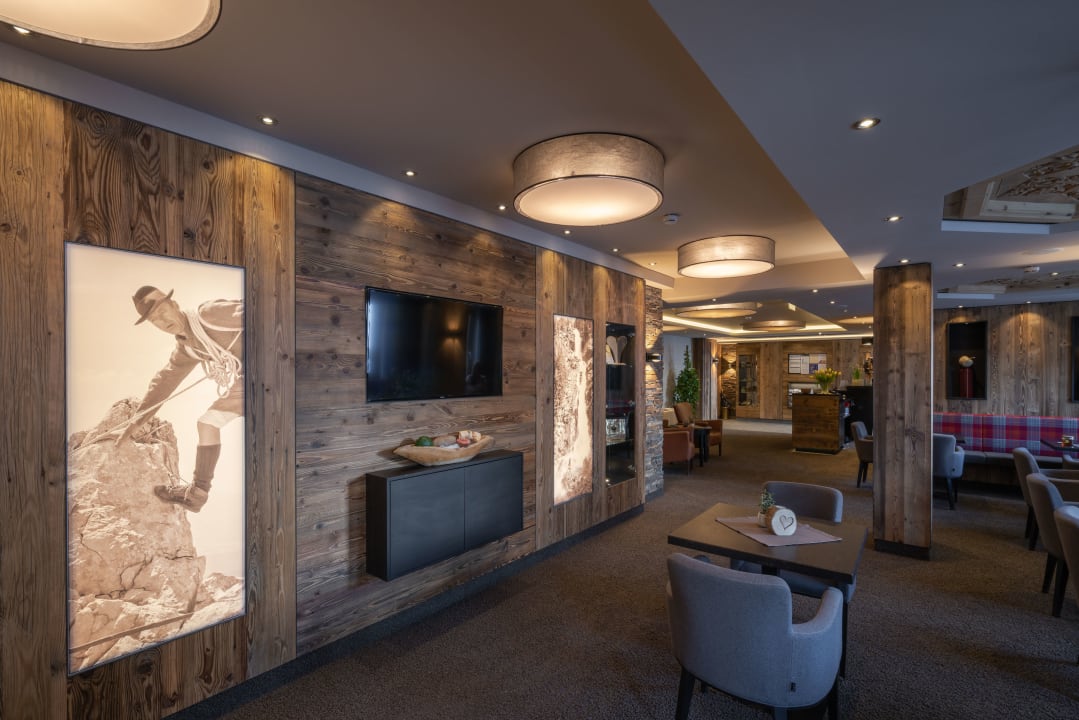 Lobby Hotel Tauferberg