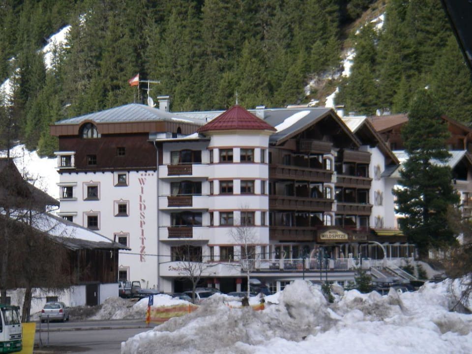 Außenansicht Verwöhnhotel Wildspitze