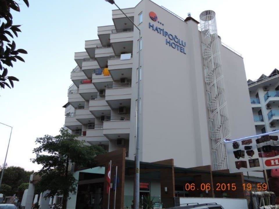 Blick aufs Hotel Hatipoglu Beach Hotel